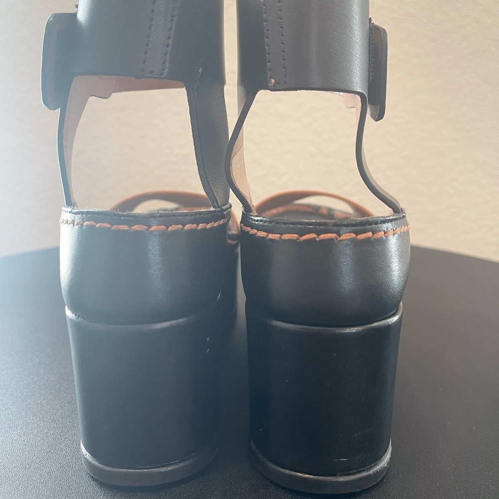 BCBG Sandals - Picture 4 of 7